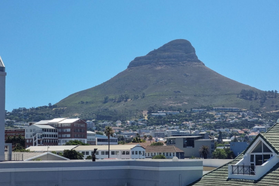 1 Bedroom Property for Sale in Gardens Western Cape